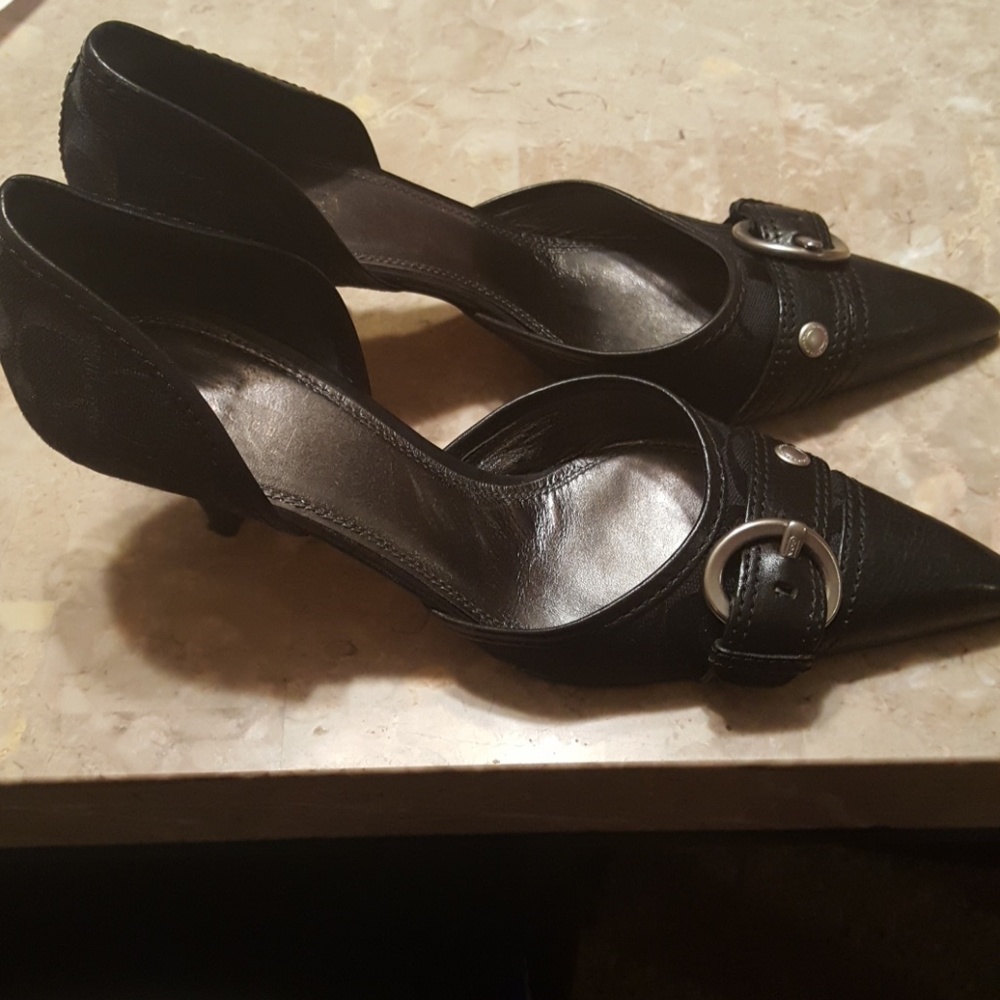 Black Coach pumps
